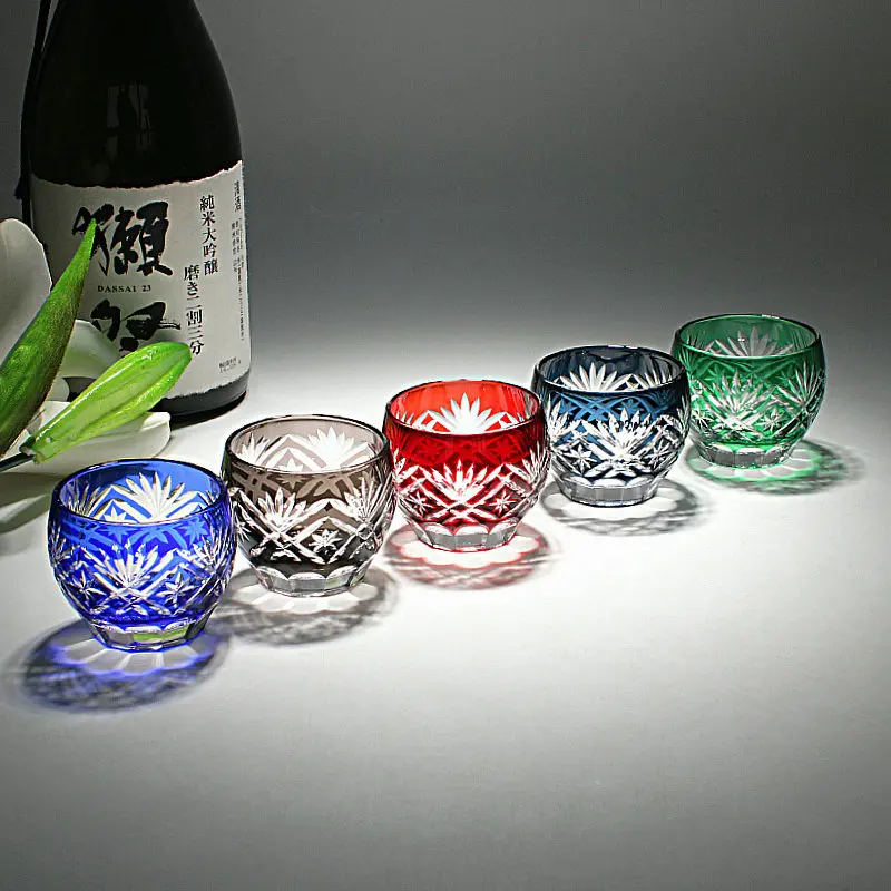 Japanese Style Handmade Glass Whiskey Cup Short And Thick Body One-Piece Design for Fine Dining And Serving Alcohol