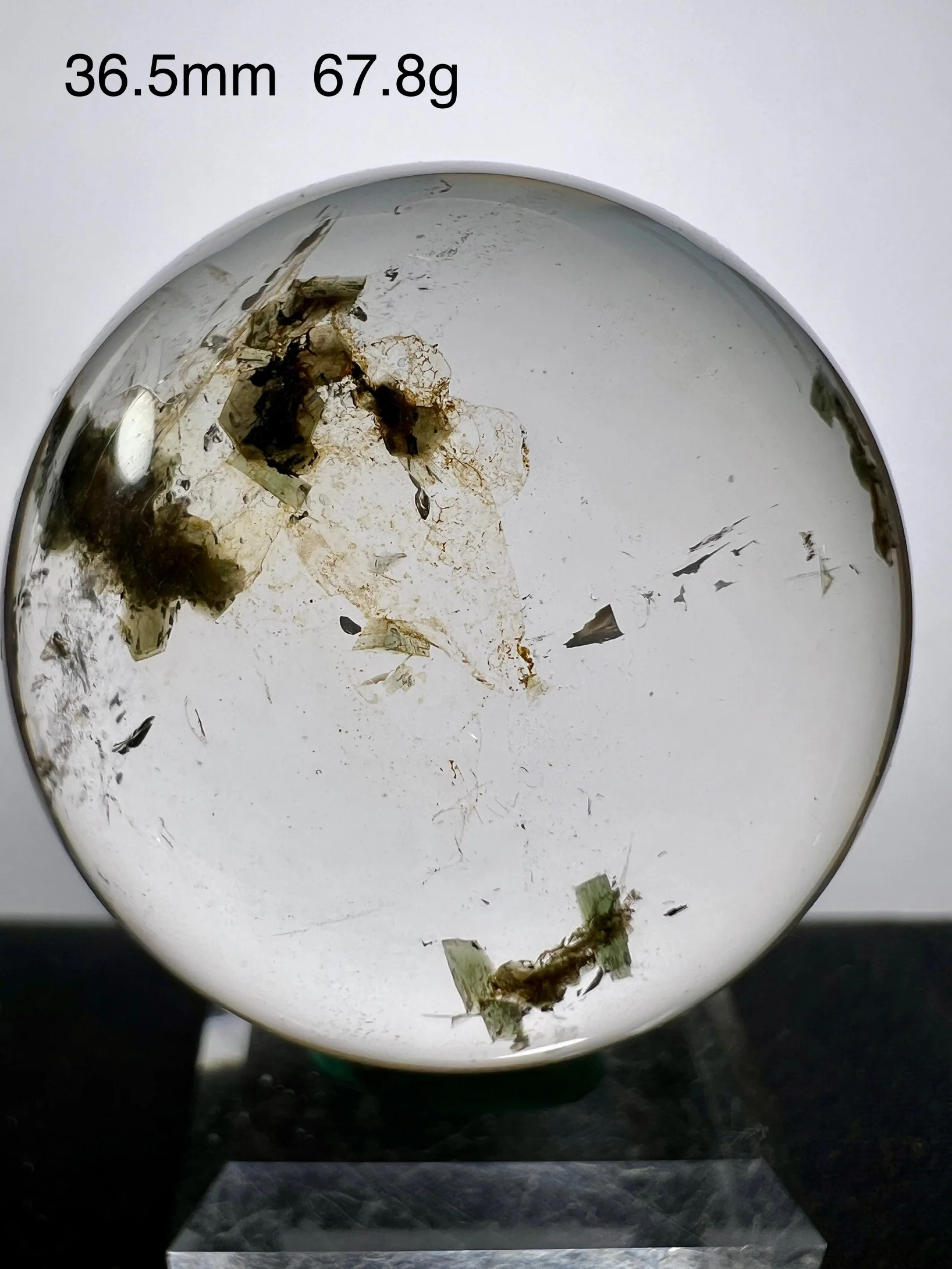 Selected natural crystal，ghost mineral crystal specimen for appreciation, collection and display.