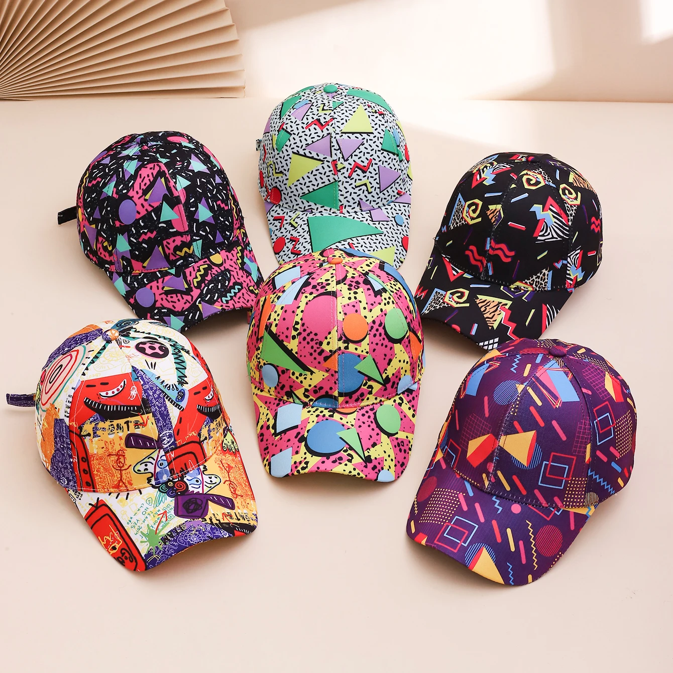 Cross-Border Mode Bunte Geometrische Graffiti-Baseballkappe, Lässige Bedruckte Sonnenschutz-Baseballkappe, Street Hip-Hop Kappe