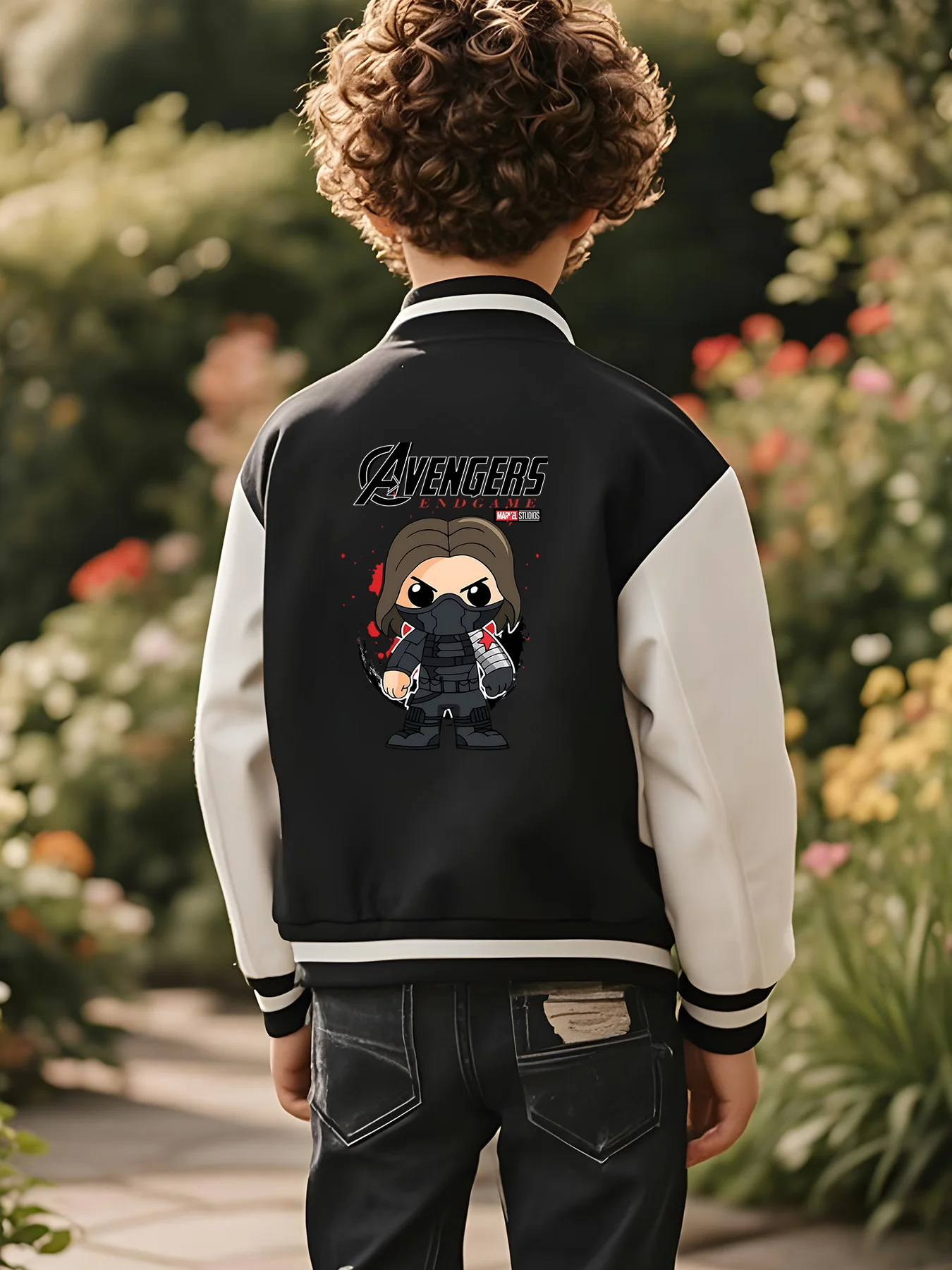 سترة بيسبول للأولاد من MINISO Marvel - طباعة جندي شتوي، نمط على الوجهين، قماش مريح، أبيض وأسود، Fashionab #3