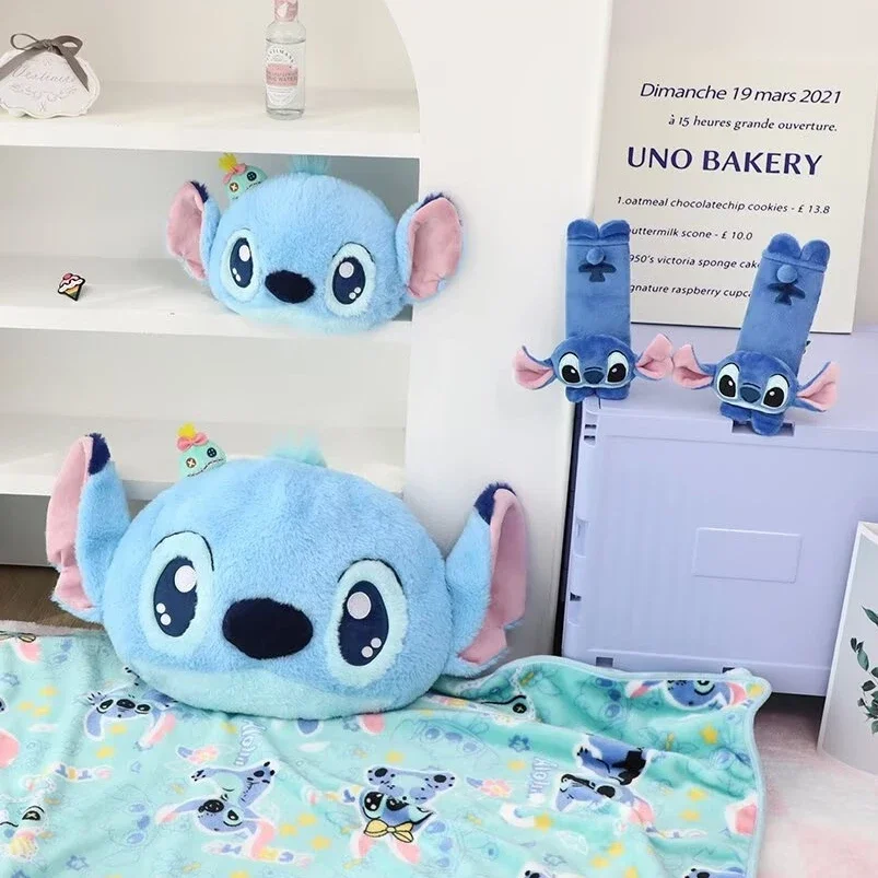

Мультяшная стежка, плюшевые мягкие аниме Лило и Стич, подушка для спины, подголовник, чехол для ремня безопасности, теплое одеяло, автомобильные аксессуары для девочек