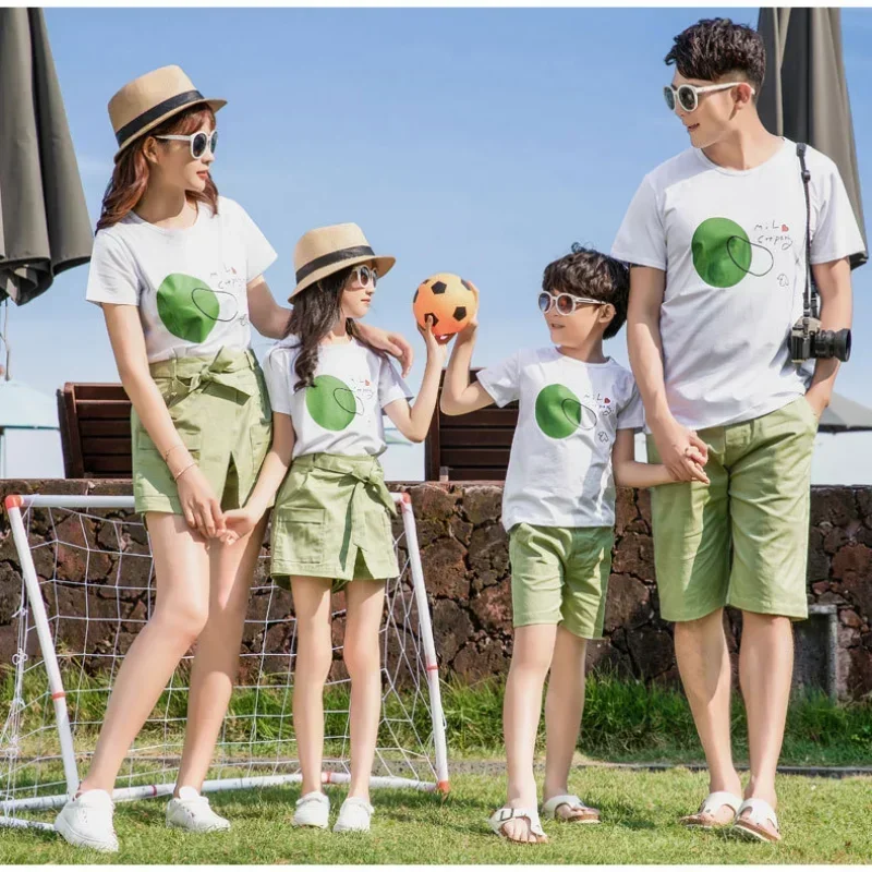 Holiday Family Matching Outfits Korean Mom and Daughter Two Piece Suit Vacation Look Dad and Son T Shirts + Shorts 2 Pieces Sets image 5