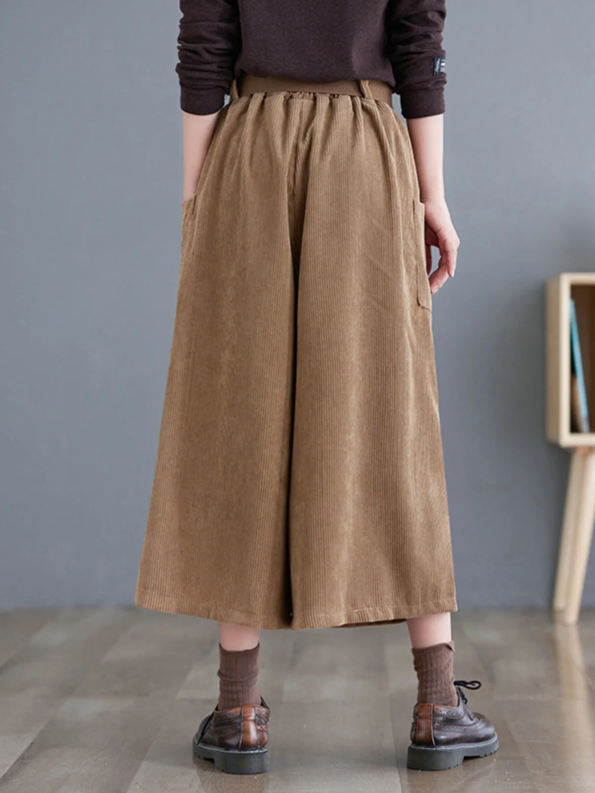 Pantaloni gonna in velluto a coste retrò Autunno Inverno da donna taglie forti Copertura di carne allentata Dimagrante Pantaloni da lavoro a sette quarti Pantaloni a gamba larga