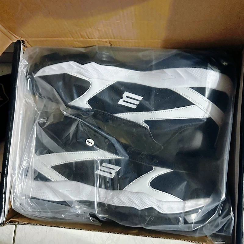 2026 New Luxury Men Baseball Shoes Non-Slip Competition Sport Shoe Men Unisex Sports Shoes Men Hook & Loop Baseball Shoes Man