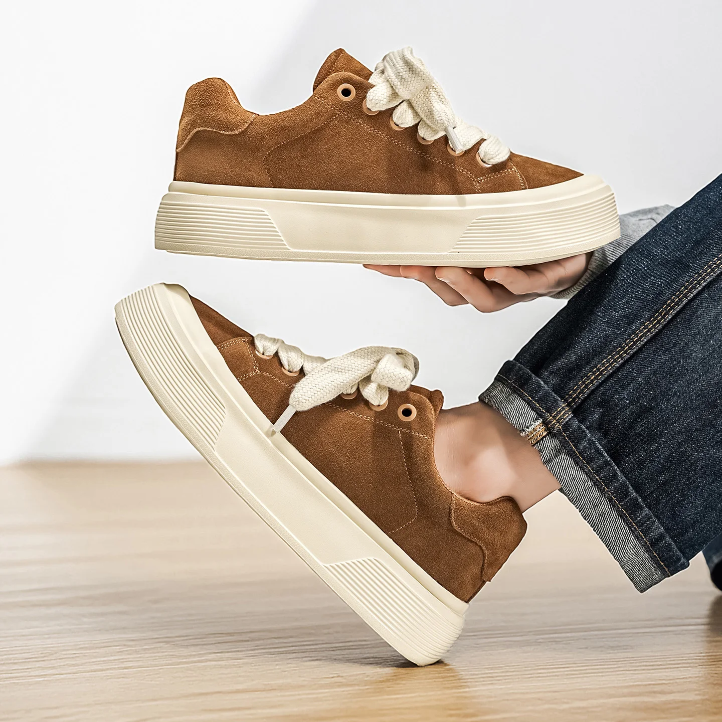 

2026 Spring New Men's Low-Top Sneakers Non-Slip Wear-Resistant Thick Sole Elevator Casual Sports Shoes