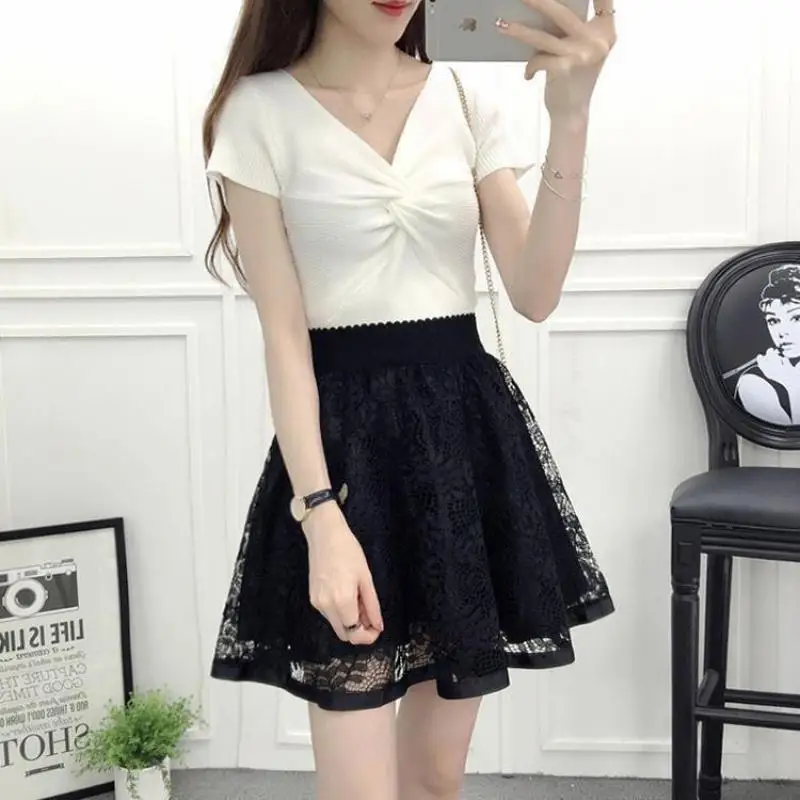 Summer New Elastic High Waist Skirt Women All-match A Line Shaggy Short Skirt Black Mesh Lace Pleated Pure Color Young Fashion