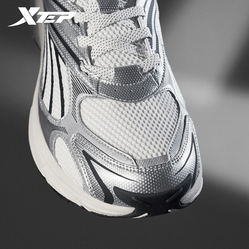 Xtep Little Basque Athletic Shoes For Men And Women 2024 Summer Fashion Sports Shoes Wear-Resistant Retro Sneakers 876318320004