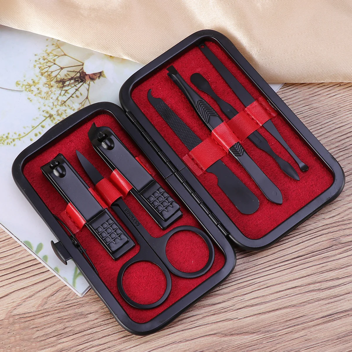 Set da 7 pezzi per la cura delle unghie, strumenti durevoli per pedicure e manicure in acciaio al carbonio, kit per toelettatura professionale, regalo da viaggio