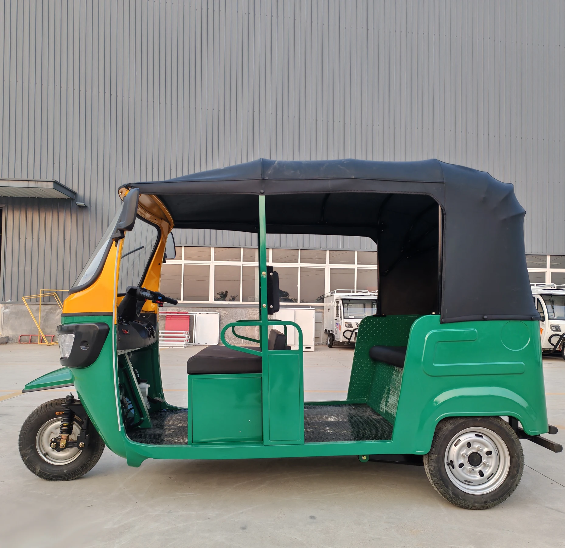 KEYU Energy-Saving 60V Electric Tricycle 3000W 4000W Open Body High Capacity Passenger Tuk Tuk