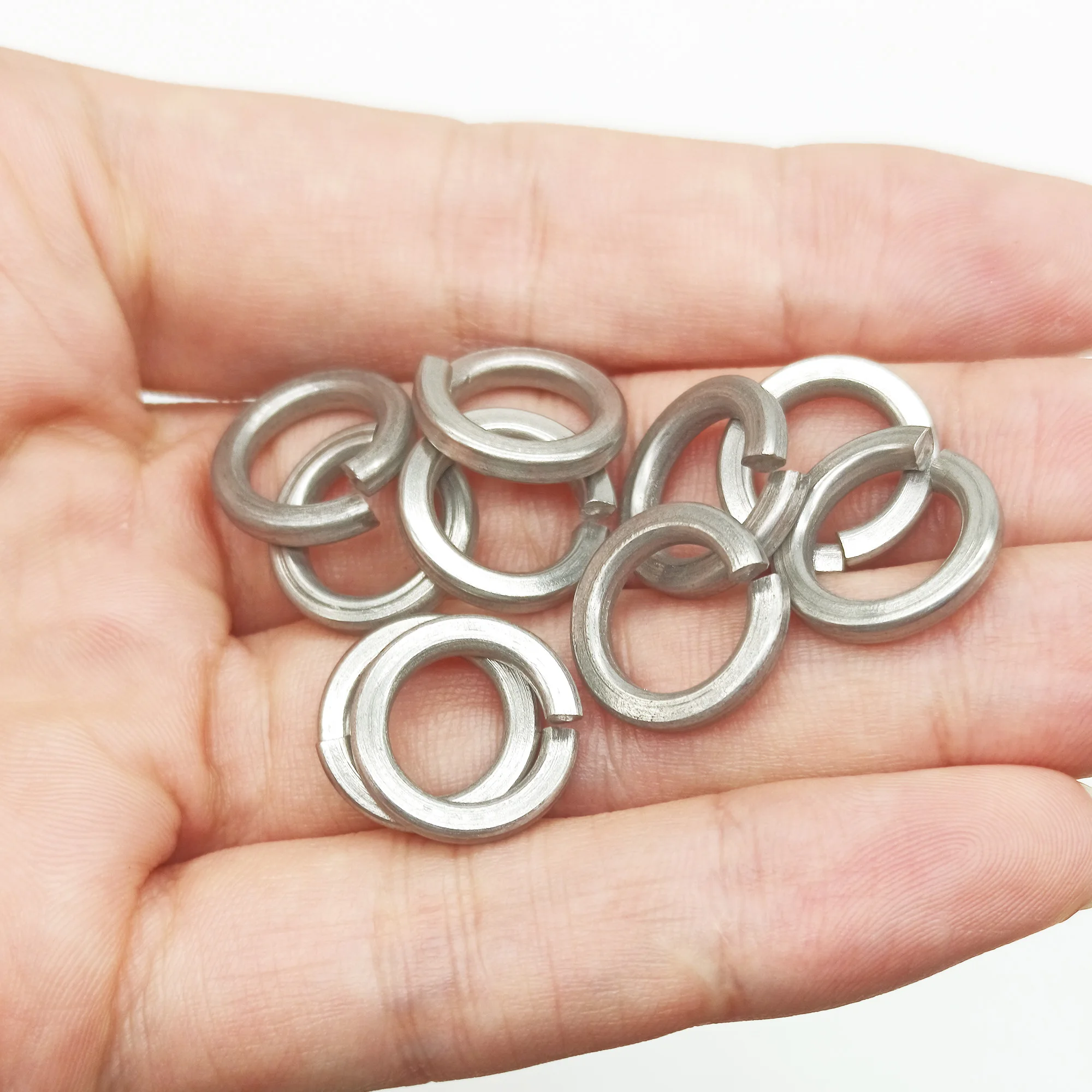 380Pcs 304 Stainless Steel Split Lock Washers Assortment Kit,Spring Lock Washer 8 Sizes M2 M2.5 M3 M4 M5 M6 M8 M10