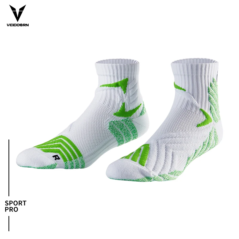 Calzini da basket corti professionali per uomo donna addensare antiscivolo Soccer Golf Wear calzini da corsa calzini a compressione