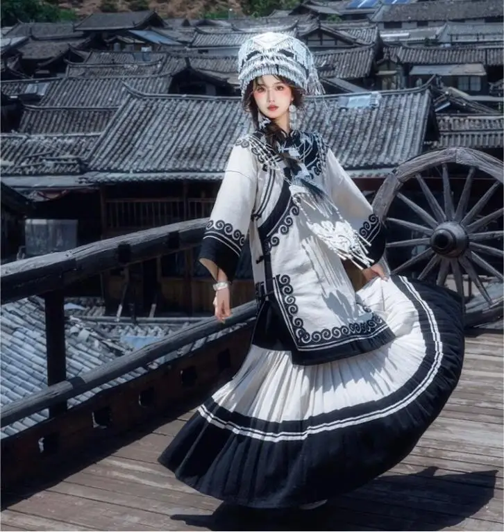 

Chinese Style Yi Torch Festival Clothing Ethnic Minority Traditional Women's Clothing
