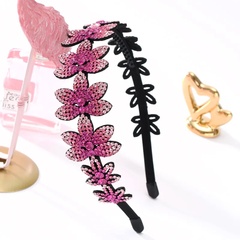 

Diamond studded leather maple leaf Ye Zifa hoop pressure hair hairpin headdress hairpin head hoop out joker hair clip