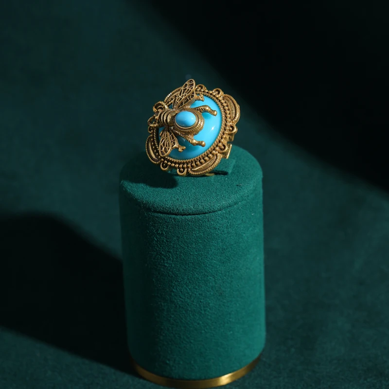 Vintage Blue Bee Rings Honey Resin Antique Gold Color Moth Woman Natural Jewelry Accessories Classic Brand Retro New Trend 2025 - view 4