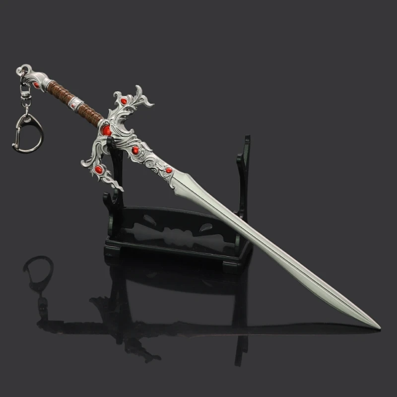 

Baldur's Gate 3 Keychain 22cm Githyanki Greatsword 1/6 Metal Weapon Model Defense Armor Equipment Miniature Model Sword Toy