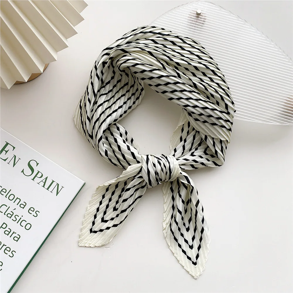 Striped Crinkle Scarf Women Pleated Bandana Shawl 70*70cm Fashion Print Small Neck Scarves Office Lady Neckerchief Accessories