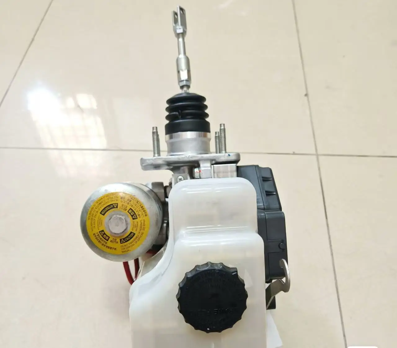 High Quality Original Renovate ABS Brake Actuator Pump Assembly 89541-60330 for Toyo- Lan- Cruis- 4 Runner Lex- GX470 in stock