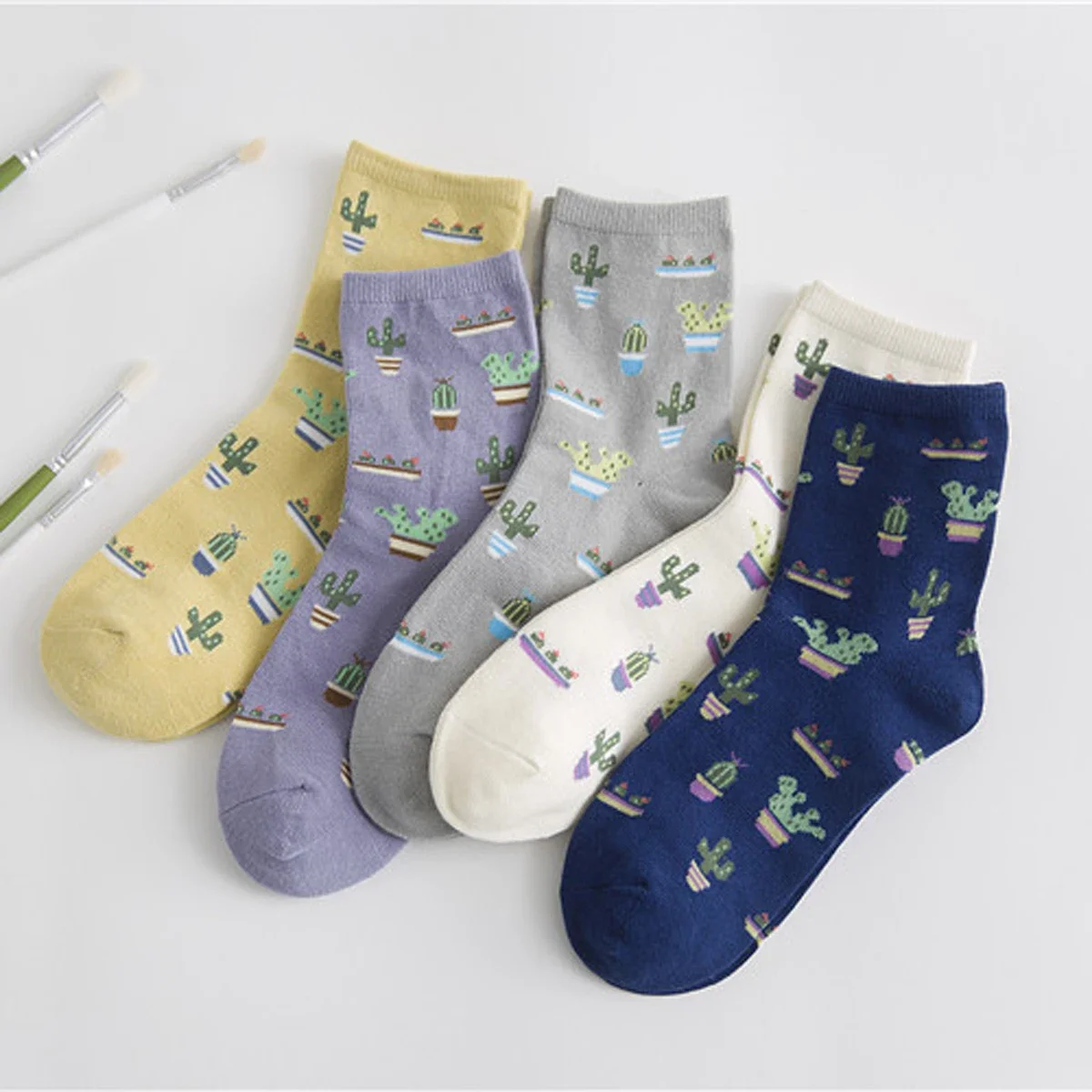 

5 Pairs/Set Fashion Embroidery Women's Cotton Socks Cute Happy Crew Socks for Ladies Skateboard Sports Mid Length Cotton Socks