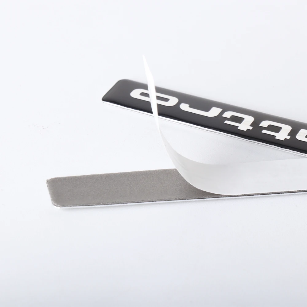 Car Body Outline Sticker Badge Aluminum Decal Center Cover For Audi sline A4 B8 B6 B7 B9 A3 8P 8V 8L A6 C7 C6 A5 Q5 Q7 A7 Q3 TT