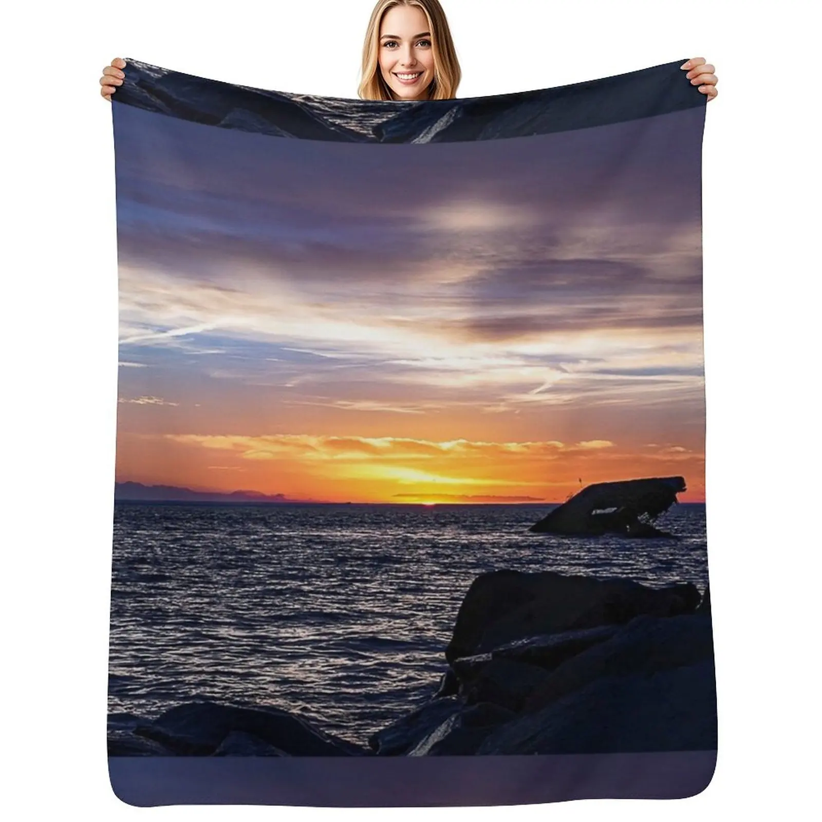 Sunset SS Atlantus Throw Blanket Versatile Cozy Throw Blanket for All Occasions