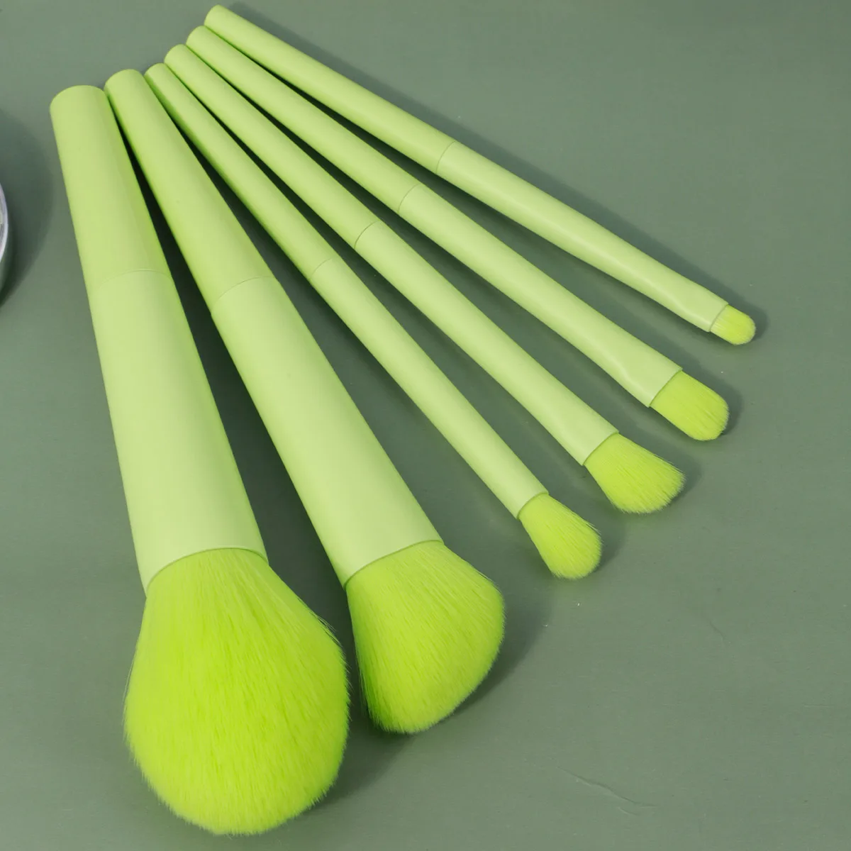 The beauty guru's gospel: 6pcs macaron series makeup brushes set mini models of makeup tools beauty brushes!