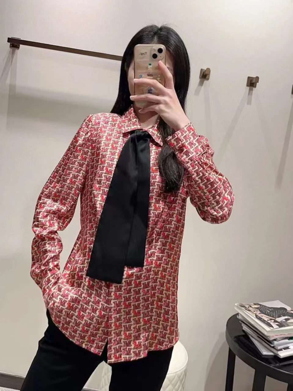 이탈리아 스타일 롱 실크 셔츠, 턴다운 칼라, 스트레이트 컷, 정장 스타일 남성 비즈니스 웨어