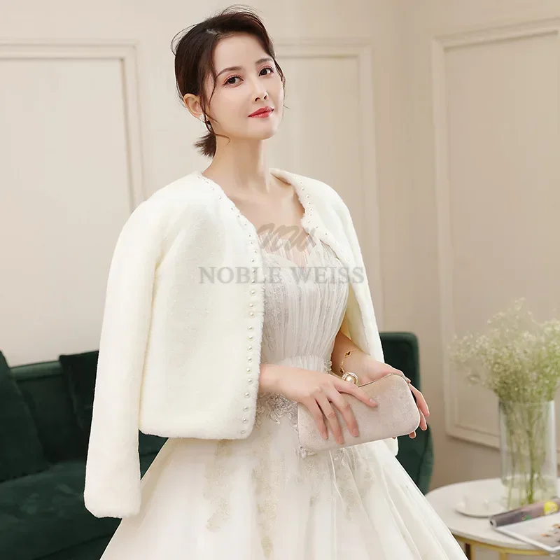 Pearls Wedding Faux Fur Jacket Bolero Women Cape Dress Shrugs for Women Faux Fur Coat Wedding Jacket with Sleeves Customized