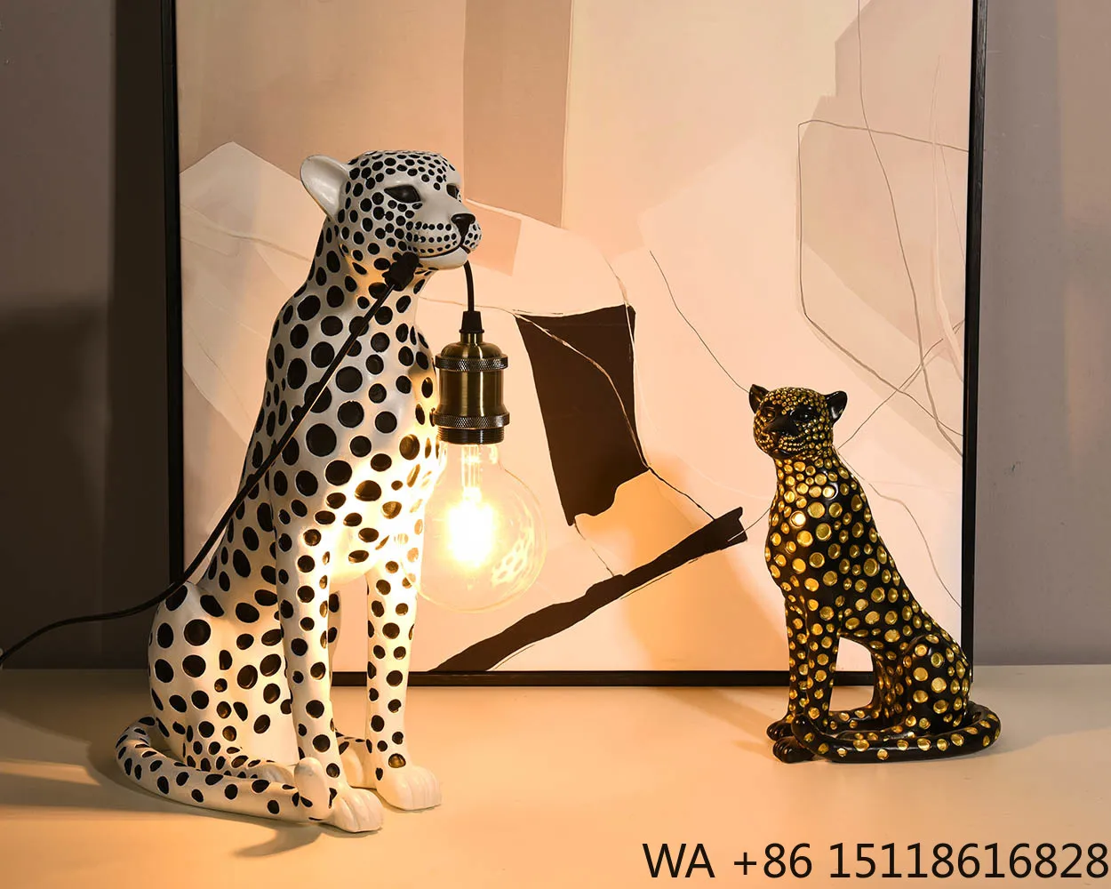 Modern Art Animal Leopard Resin Sculpture Luxury Home Decoration Cheetah Statue Table Lamp for Hotel Office Living Room view 4