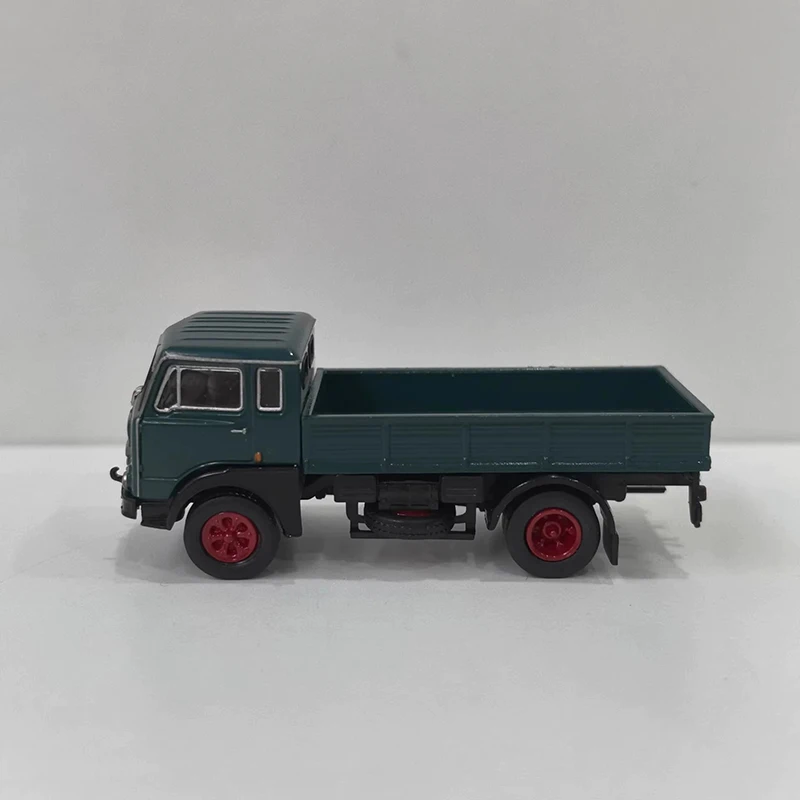 

BREKINA 1/87 Scale HO FIAT 642 Plastic Car Model Static Collection Decorated Holiday Gifts Toys Souvenir Gift