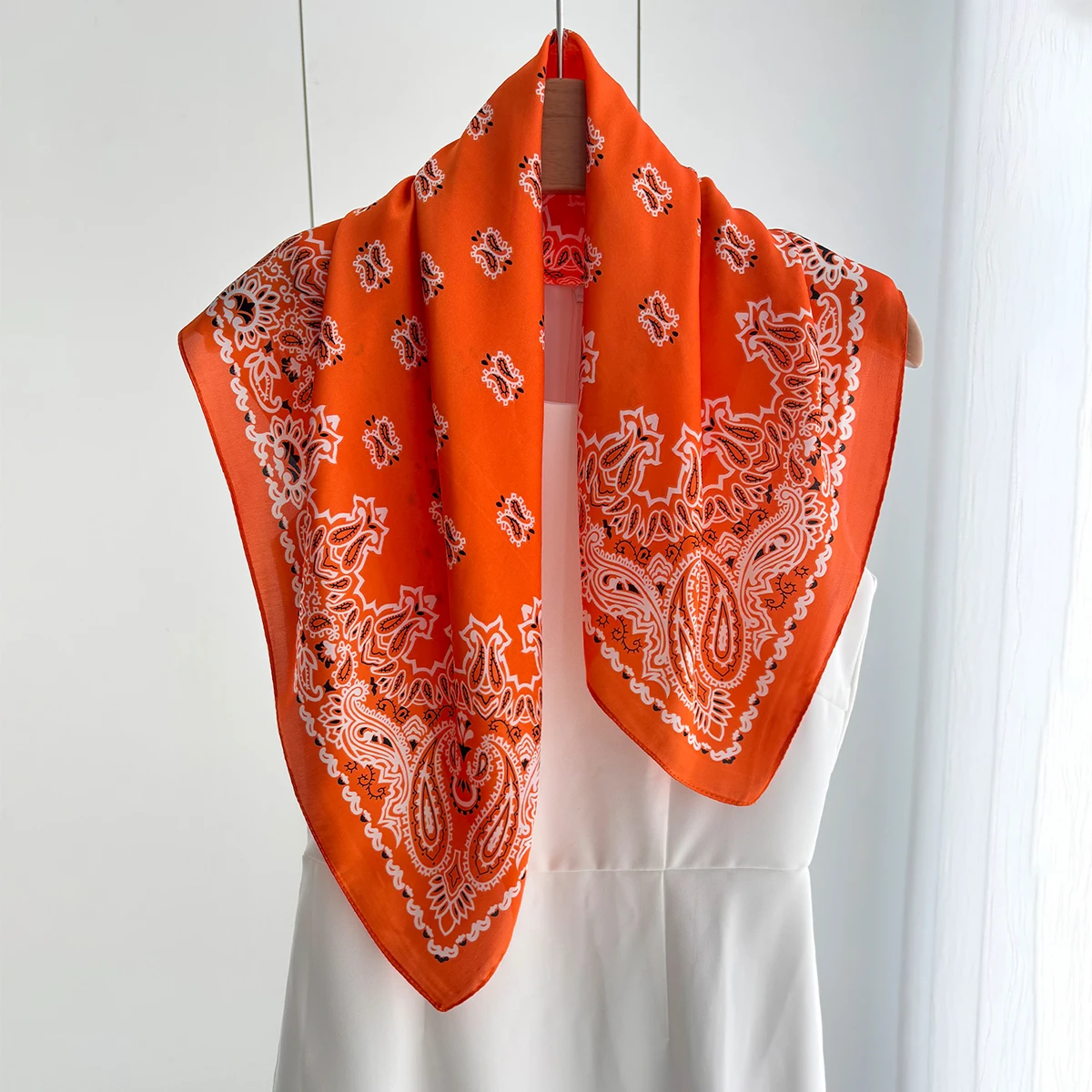 Women Retro Paisley Scarf Square Silk Satin Scarves Hair Han