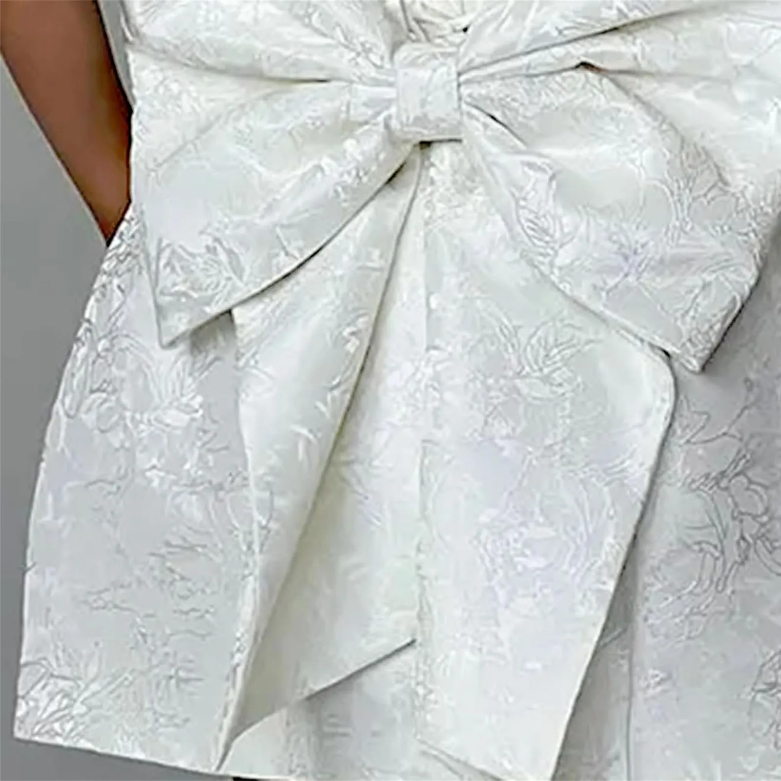 فستان صغير مزين بعقدة فراشية كبيرة للنساء ، فستان بدون أكمام للسيدات ، فستان بدون ظهر أحادي اللون ، رائع وجميل ، مثير ورائع