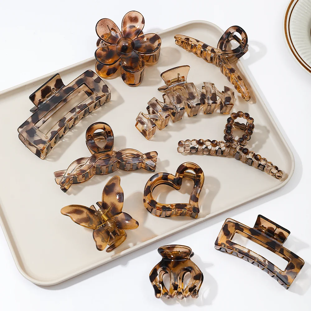 

“10-piece Retro Amber Hair Clips: Versatile styles for outfits, daily use, photos & gifting”