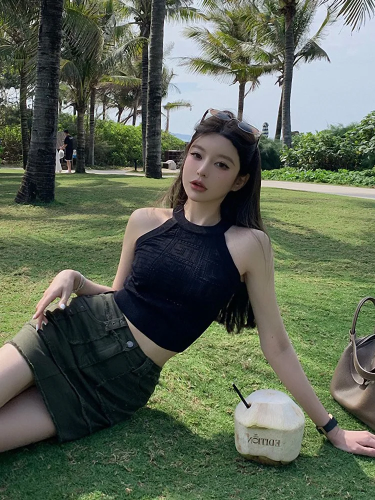 여름 여성용 한국 스타일 슬림 섹시 니트 베스트 넥 홀터 숏탑 출퇴근 패션 브리즈 홀로우 아웃