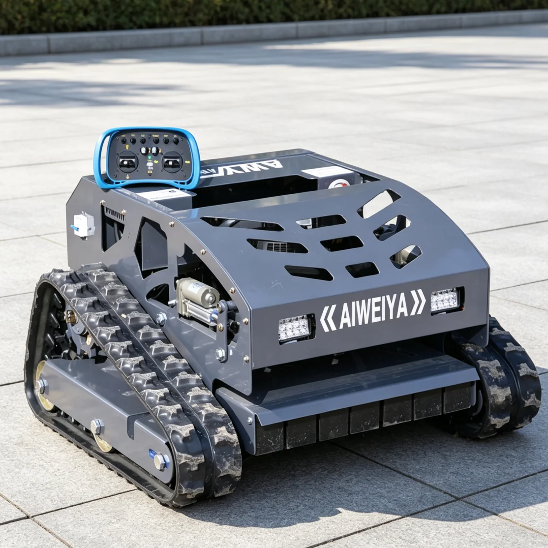 10.Customized Robot Mower RC Mower Wireless Lawn Mower Radio Controlled Lawn Mower Tracked Lawn Mower
