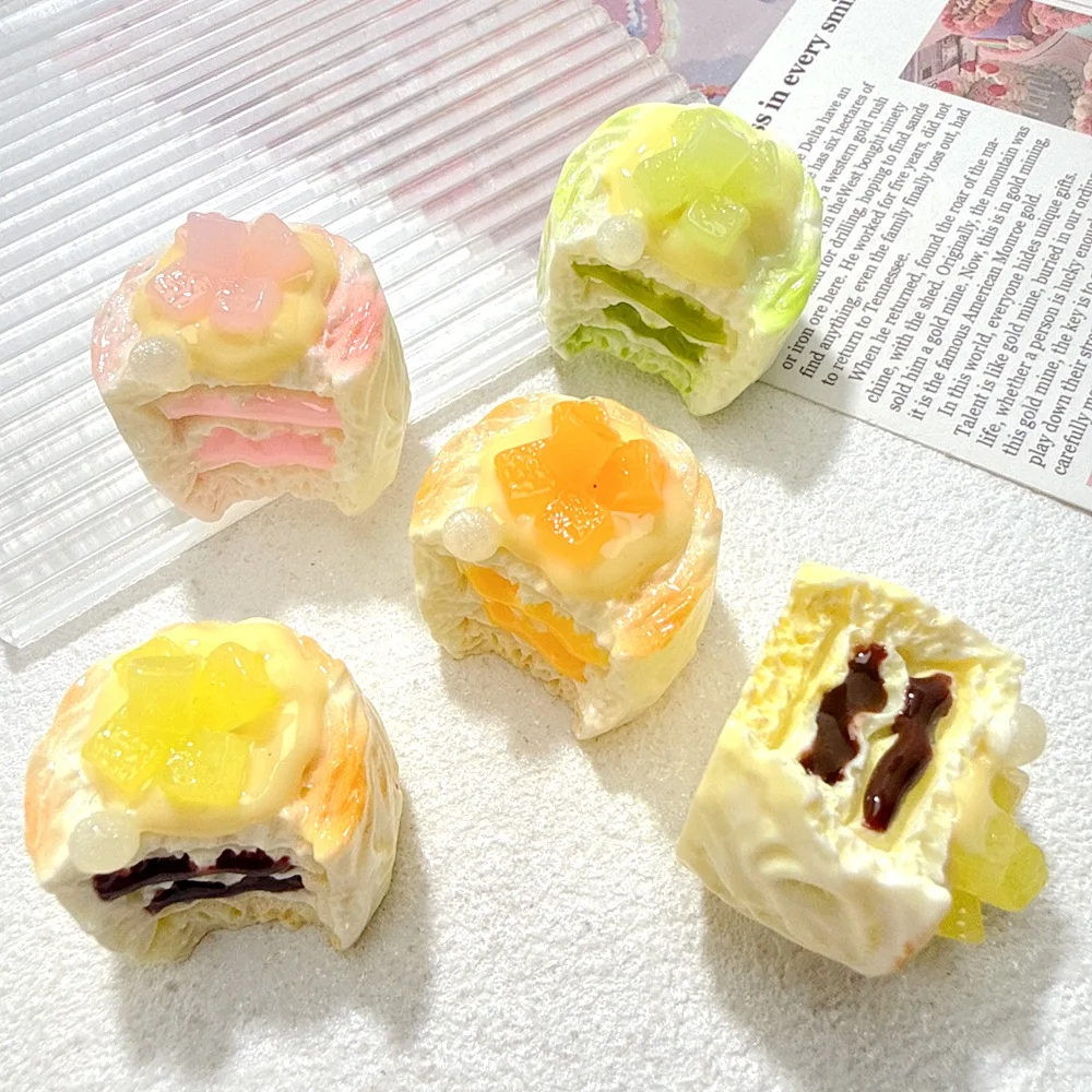 3pcs Simulated Sandwiched Coconut Fruit Dessert Resin Decorative Figurines DIY Handmade Decorative Accessories Keychain Pendant