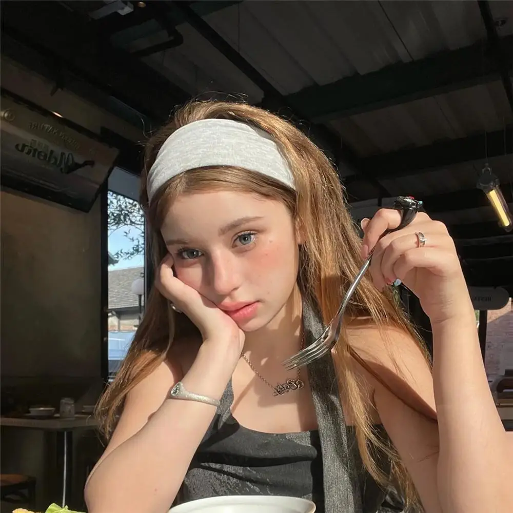Elegant Spring Summer Mesh Lace Headband Breathable Hollow-out Elastic Hair Wrap Styling Lightweight Lace Hairband Cap for Women
