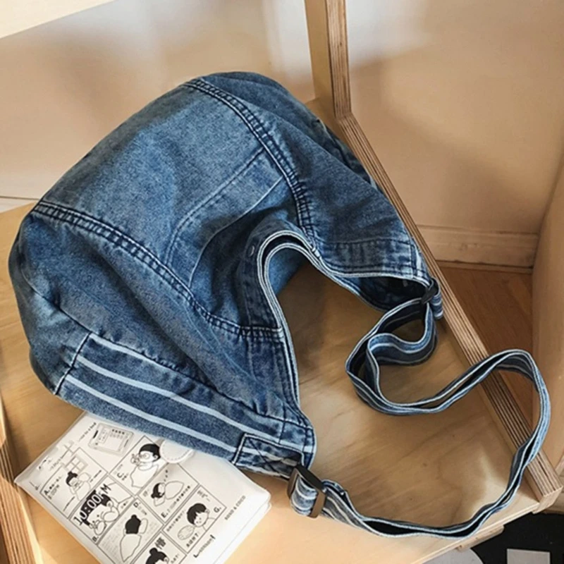 Fashionable Washed Denims Canvas Crossbody Bag with Adjustable Strap Stylish Women Men Shoulder Bag for Work and Leisure