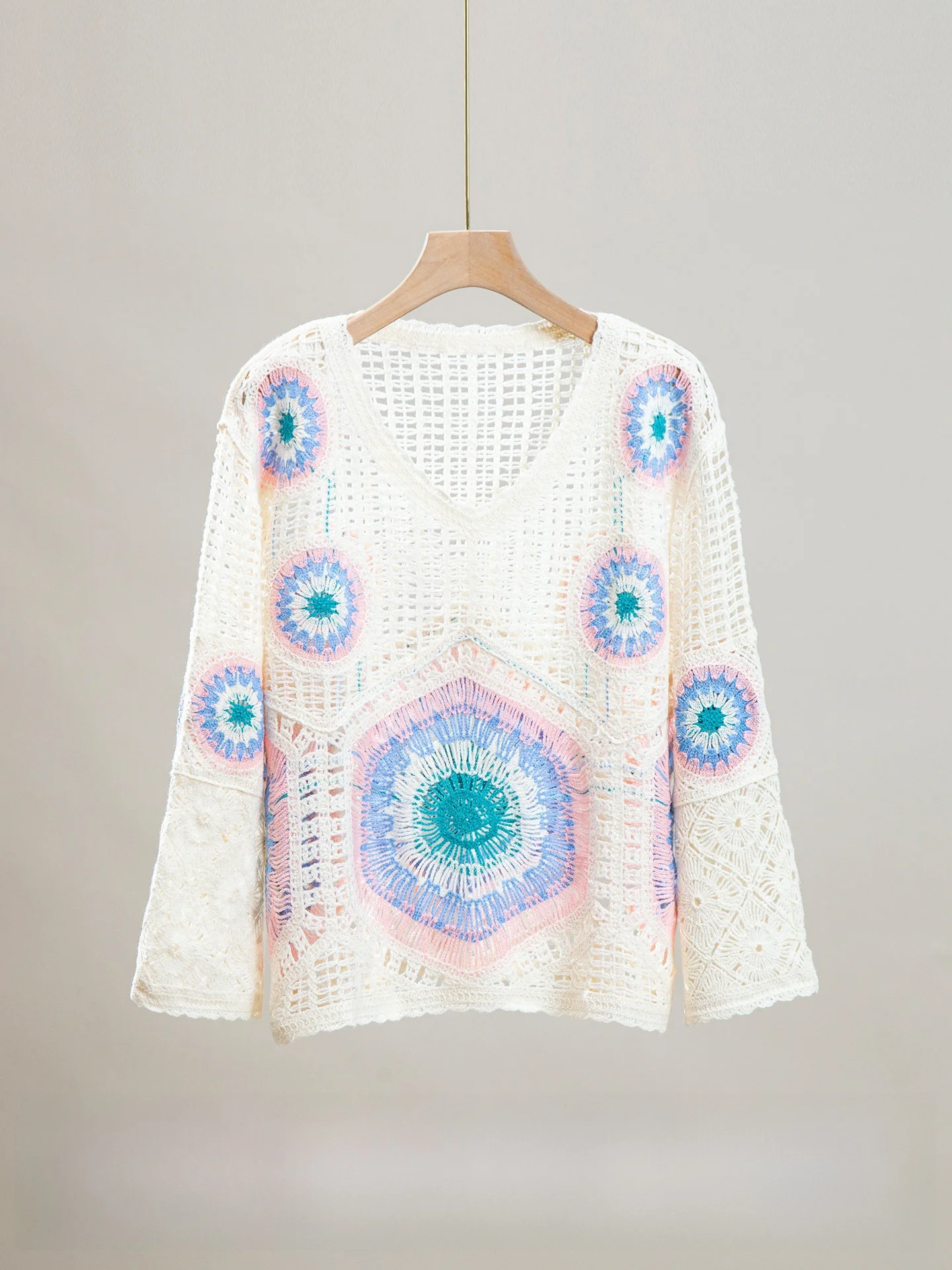 

Loose Long Sleeve Knitted Sweater V-Neck Hollow out Craft Weaving Zhao Daxi Dream Island Lazy Cover up Knitwear