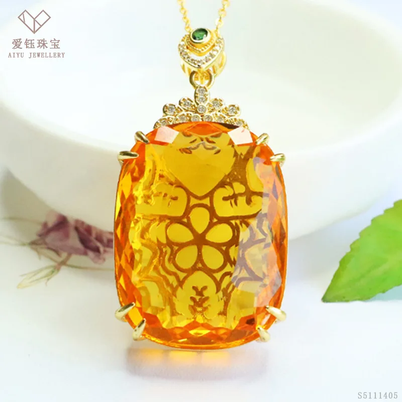 

Style Glass Pendant Imitation Amber Topaz Necklace Fashion Versatile