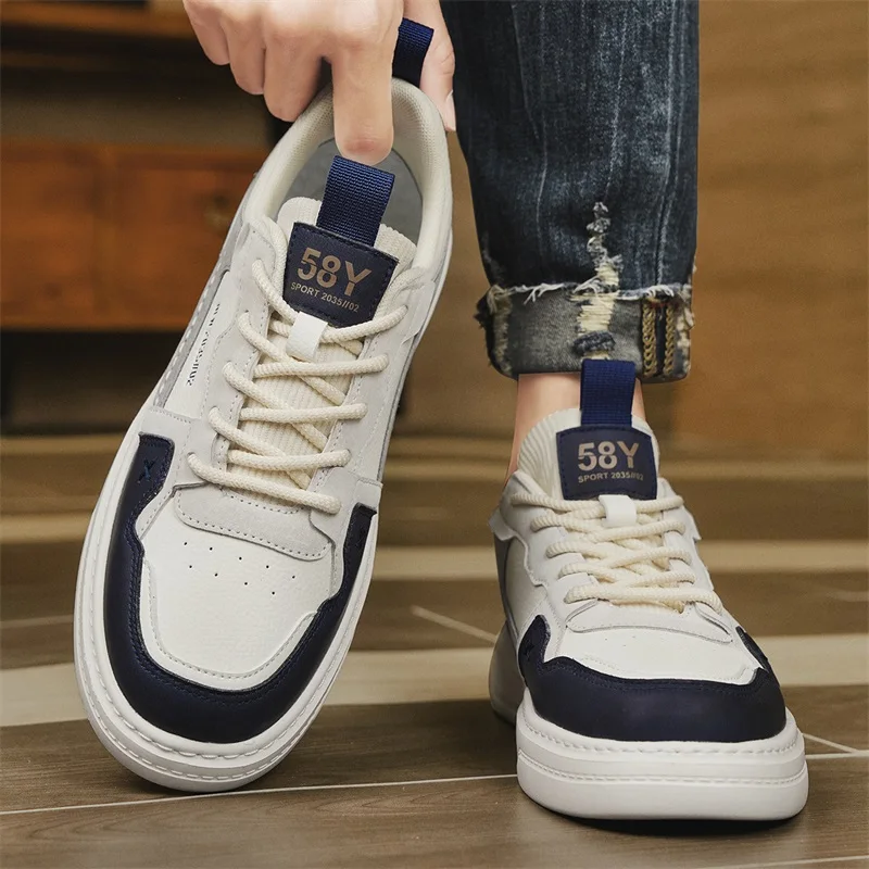 

Men's Casual Shoes Spring 2026 High-End Feel Leather Sport Soft Bottom Retro Trendy Flip-Flop Board Shoes for Youth