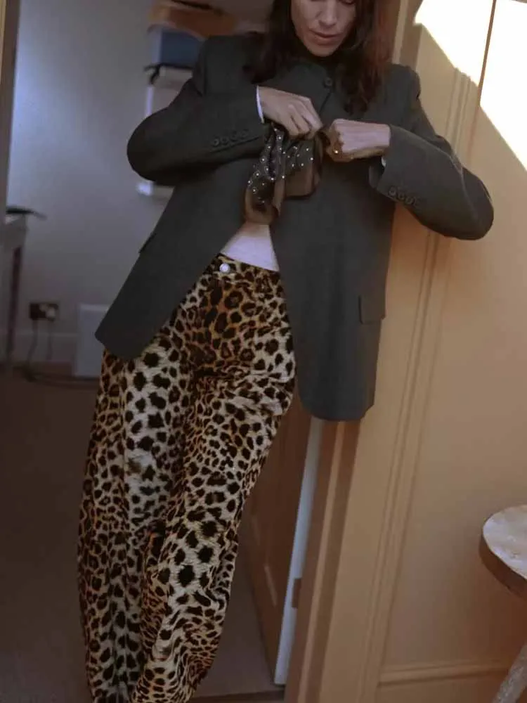 

Новый модный простой повседневный женский костюм в европейском и американском стиле, свободный универсальный модный пиджак