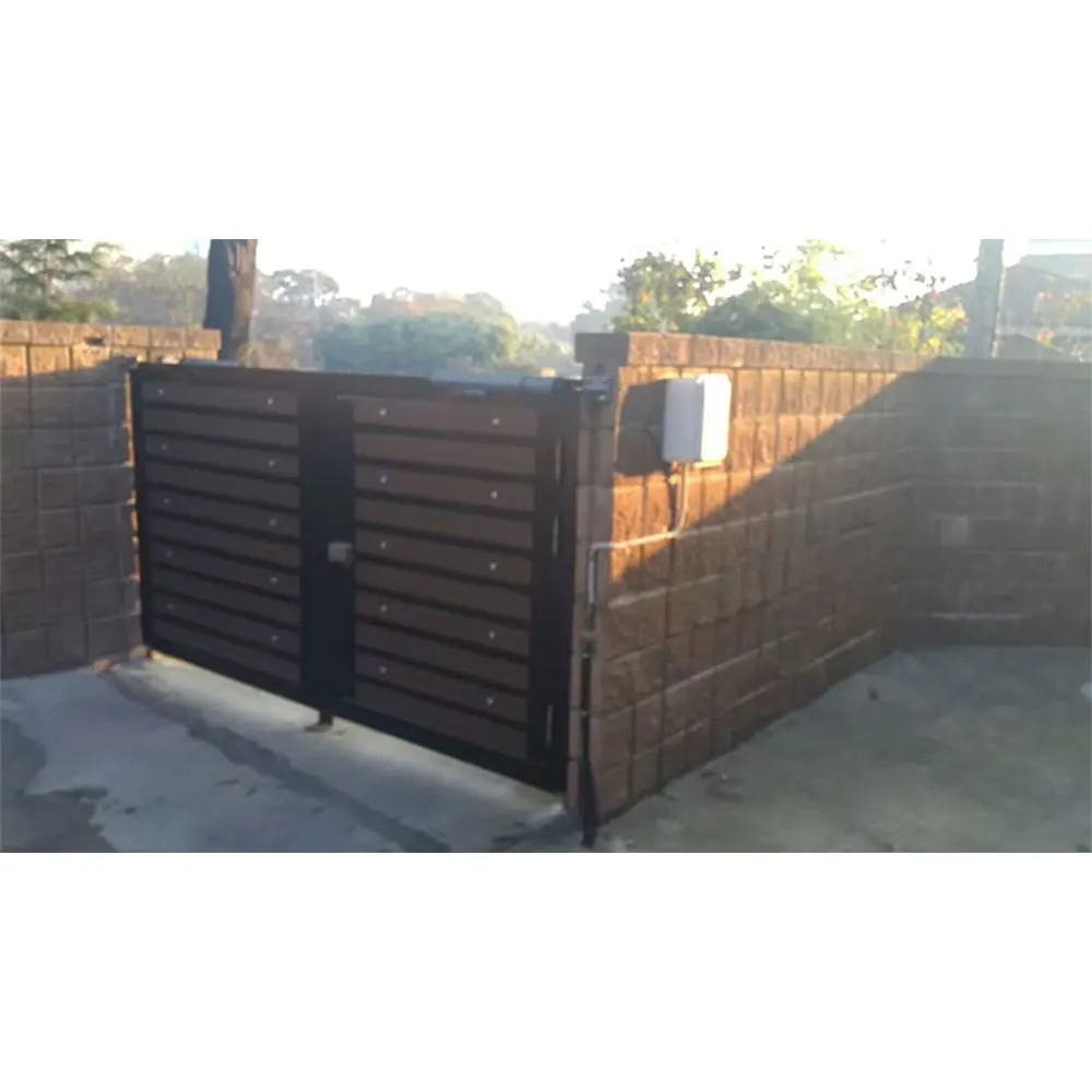 Electric Motor Remote Control Modern Swing Gate Opener Low Noise For Villa Home Office Park Entrance