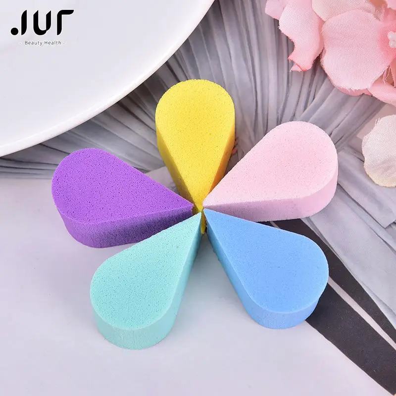 8pcs Candy Color Triangle Shaped Soft Magic Face Cleaning Cosmetic Puff Makeup Sponge Cleansing Wash Face Makeup 2 Styles