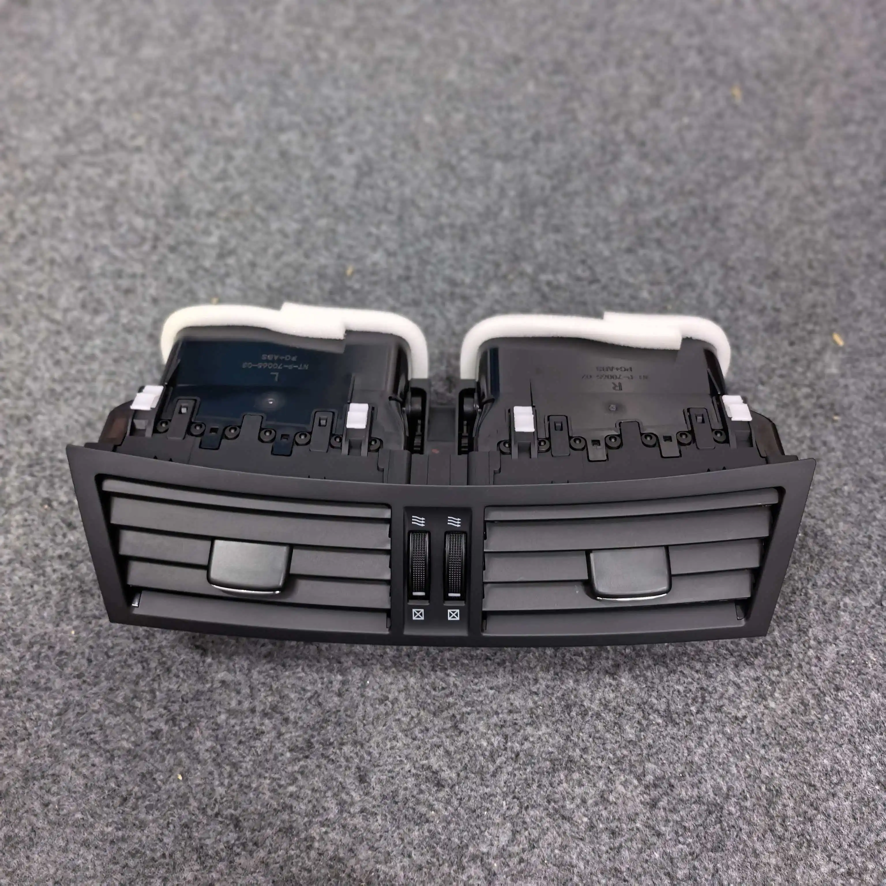 

OEM 55660-30411 for Lexus GS300 GS430 GS350 Center Console Air Outlet Dashboard Air Conditioner Cold Air Heater Air Outlet