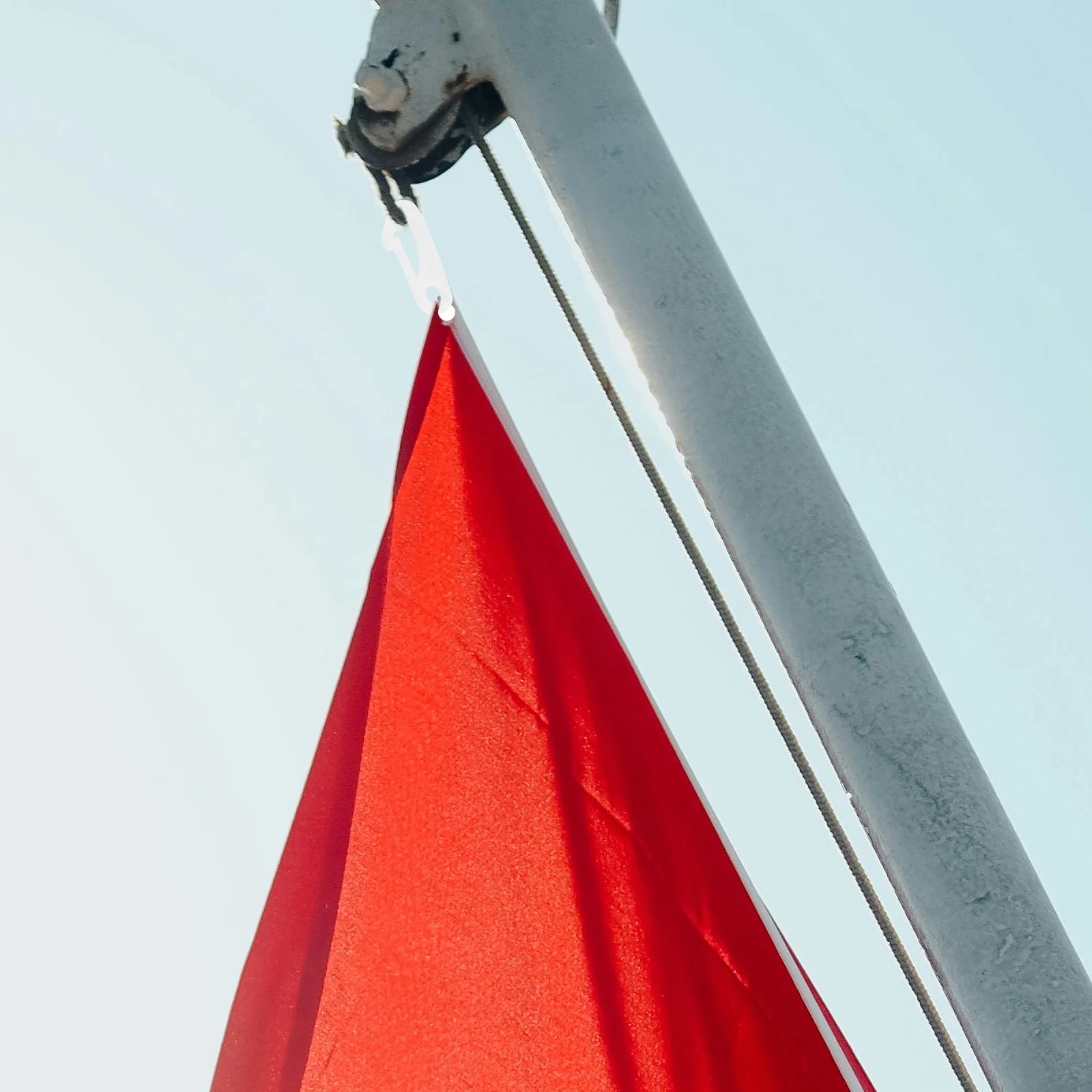 

4pcs Nylon Flag Hooks Flag Pole Fixing Supplies Outdoor Flagpole Buckles Snap Hook For Flags Mounting Tool Durable Attachment