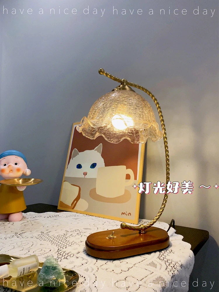 

Retro French lamp bedroom ever-burning lamps festive atmosphere Wedding bedside nightlight living room study decorative lamp