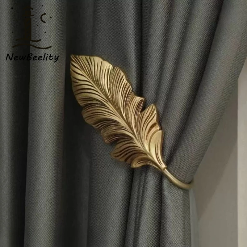 2Pcs/Set New Nordic Style Large Maple Curtain Hook Living Room Villa Wall Hook Strapless Retro Decorative Wall Hook Decoration