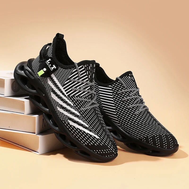 

Winter Men Sneaker Breathable Comfortable Casual Shoes Fashion Waterproof Outdoor Sport Running Shoe for Male Large Size 39-46