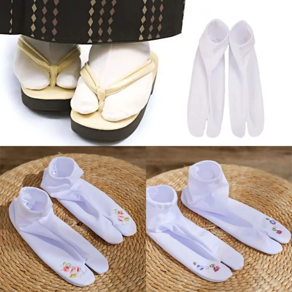Chaussettes élastiques brodées de fleurs à deux orteils, Style japonais, mi-mollet, chaussettes à bout fendu, bonneterie pour femmes, chaussettes à Tube court pour dames et filles
