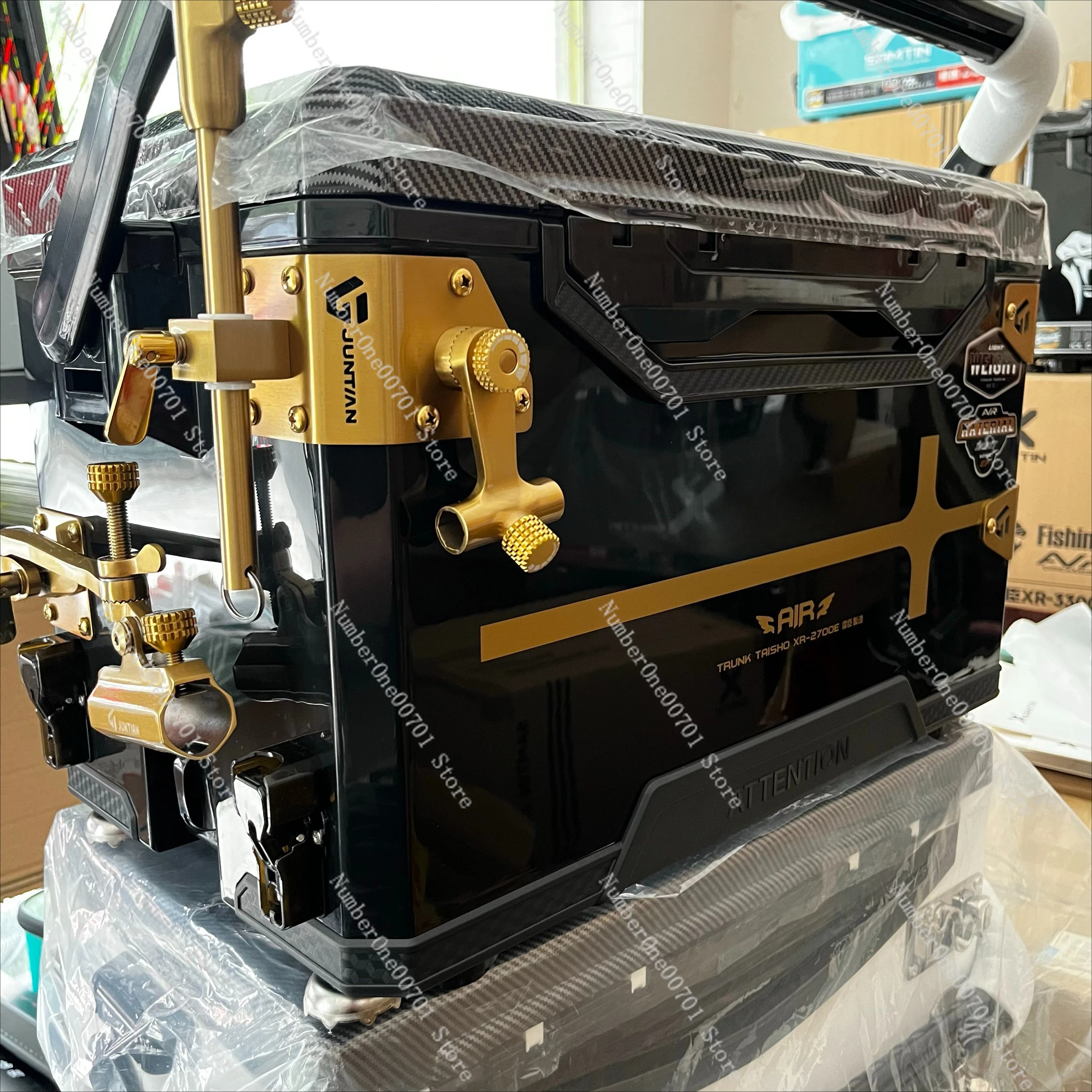 Caja de pesca 3300E Darth Vader, juego de cinco piezas para esquinas, accesorios de acero inoxidable, caja de pesca de 33L